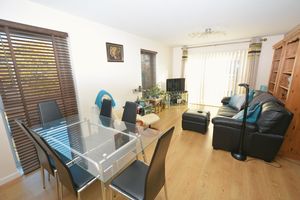 Lounge- click for photo gallery